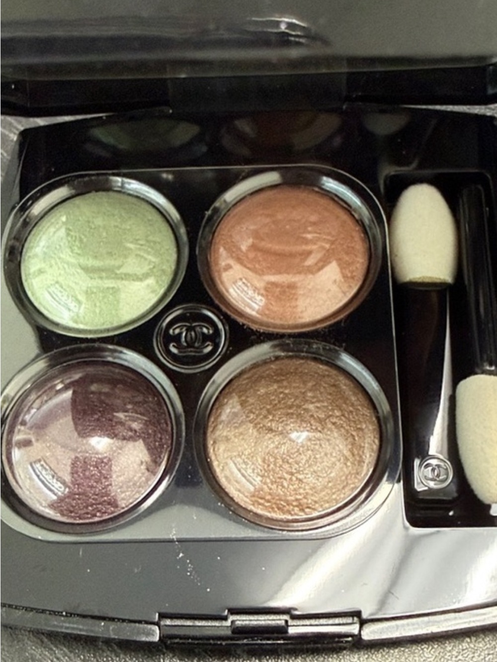 CHANEL 302 Premiere Exclusion  Eye Shadow
